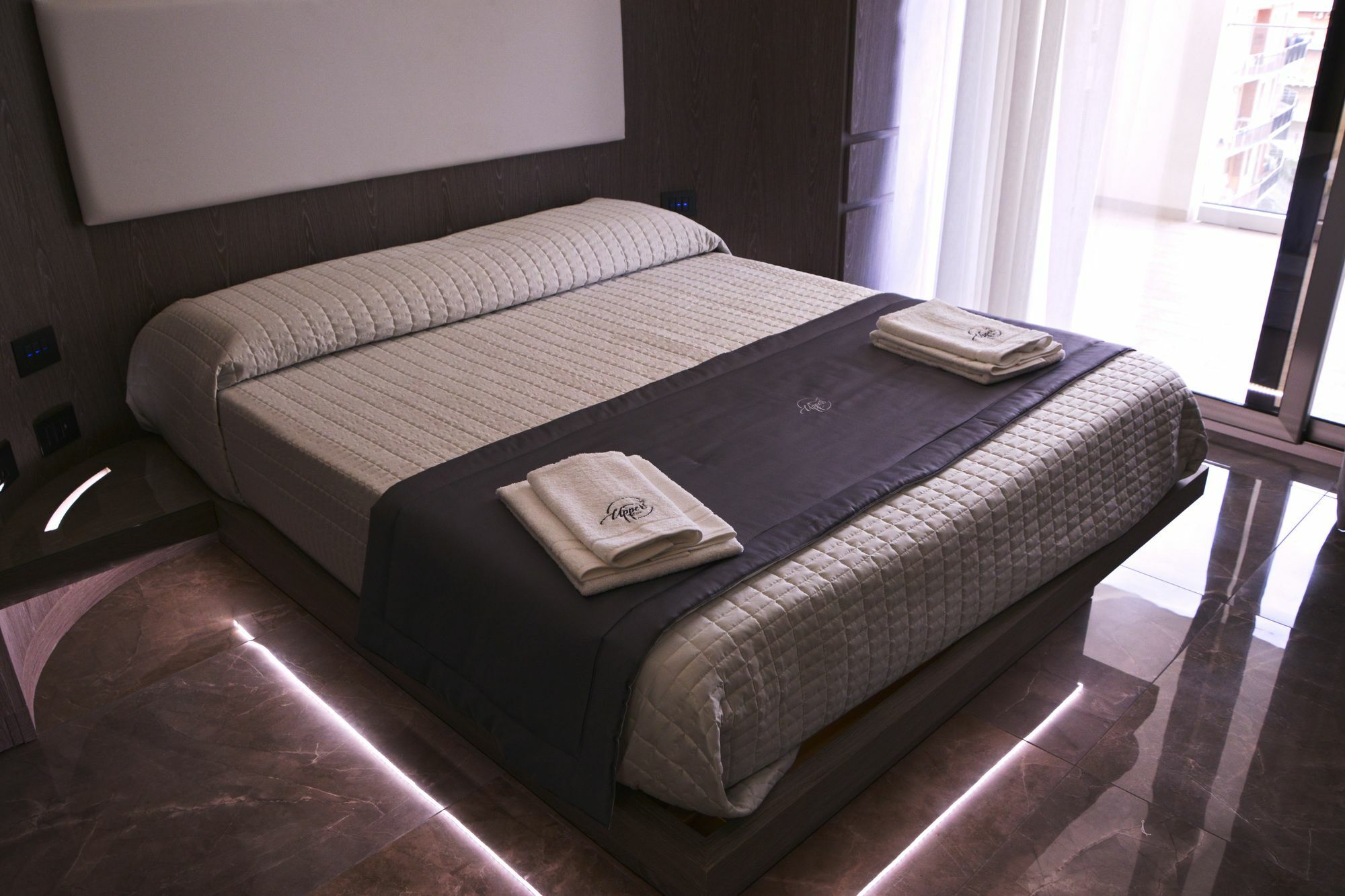 Upper - Boutique Hotel Milazzo Kültér fotó